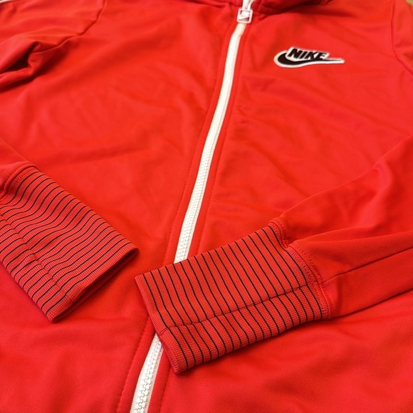 NIKE ⭐️ retro zip up jacket - Picture 3 of 5